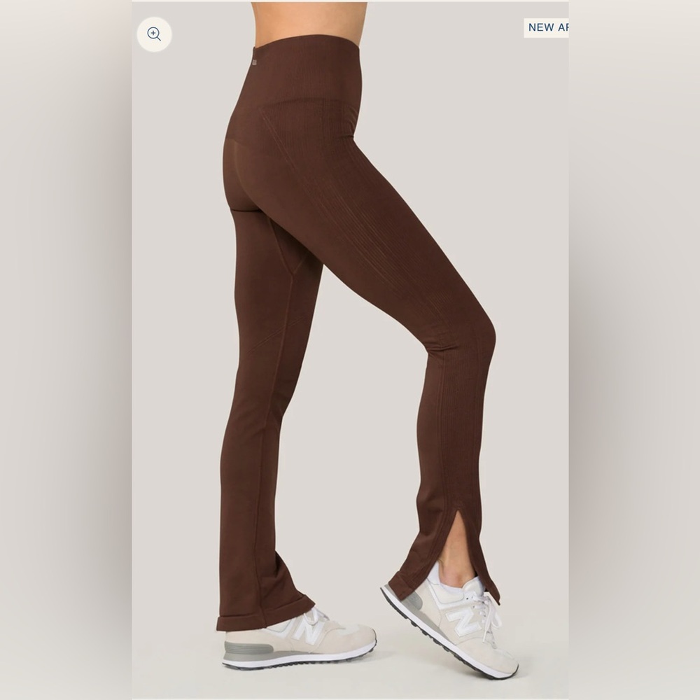 Nwt Alala Barre Flare Leggings – Cocoa Brown
